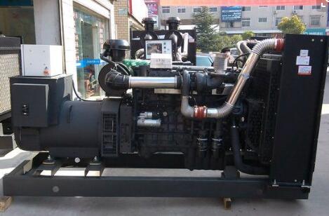 ?？诮ㄔO集團訂購上柴股份400KW發(fā)電機組